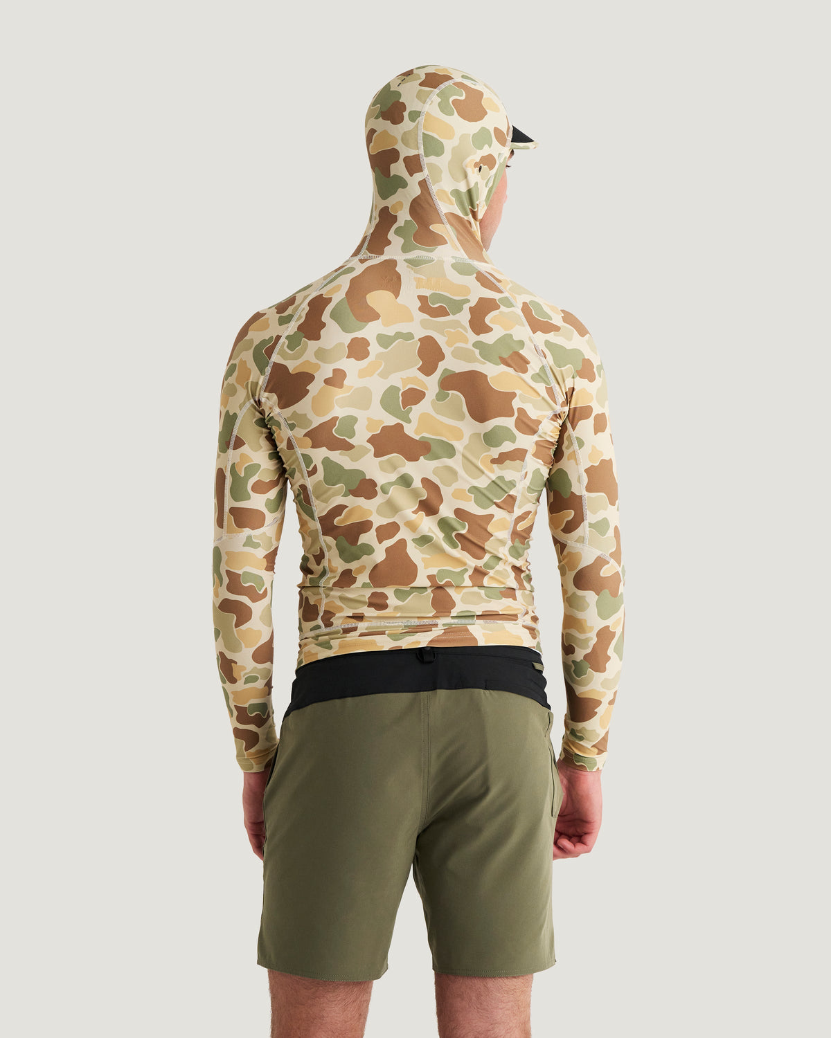 Men's Pinnacle Hooded Rash Guard - Vintage Camo